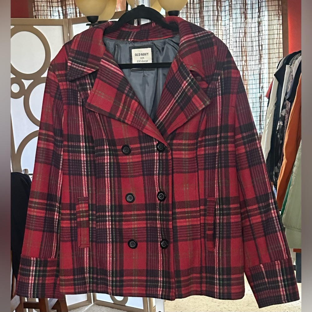 🔥 Old Navy Red Plaid Peacoat XXL – Cozy, Cute & Never Worn! 🔥